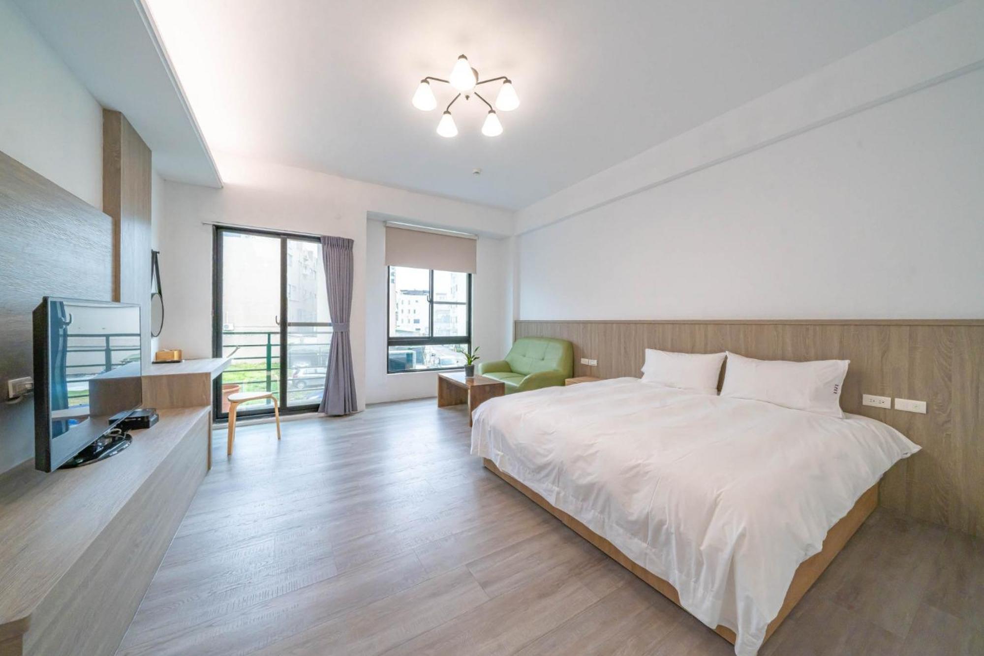 Fu Bo Ju Apartment Тайнан Екстериор снимка